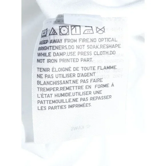 Uniqlo x KAWS T-Shirt - Picture 9 of 12